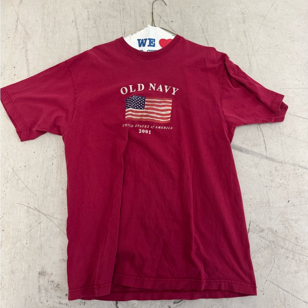 Old Navy T Shirt